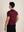 BERKN Signature T-shirt Burgundy – achterkant, gedragen door Denzel