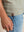 BERKN Signature T-shirt Eucalyptus – detail bruin leren label